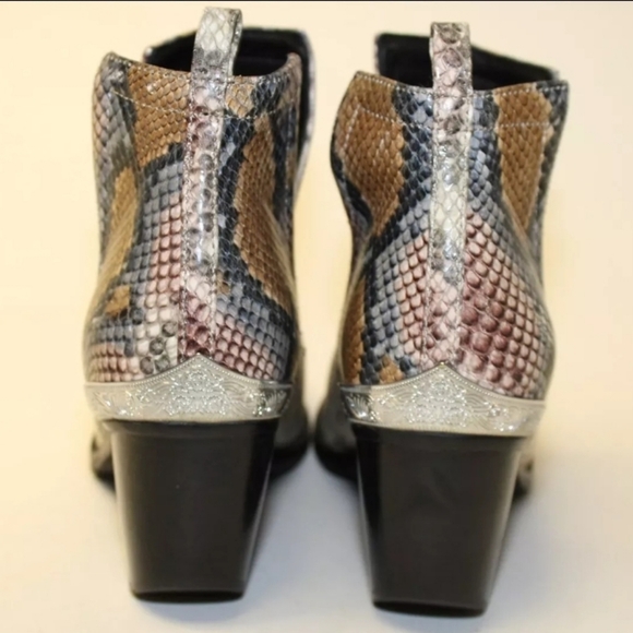 JEFFREY CAMPBELL Cromwell Snakeprint Leather Heeled Ankle Boots Size 8. EUC - Picture 4 of 16